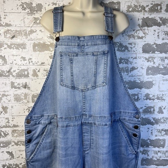 American Rag Overalls Sz 22W Patchwork Cropped Frayed Hem Aged Weathered - Picture 5 of 16